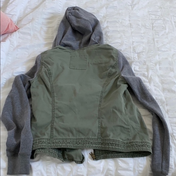 Green and gray Hollister zip up jacket - Picture 3 of 3